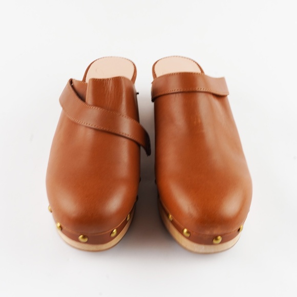 J.CREW Size 9 Convertible Leather Clogs in Rich Oak - Picture 2 of 9